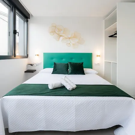 Lemon Apartment & Hotels Bernabeu Madrid Exterior photo